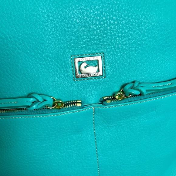 NWT DOONEY & BOURKE Aqua Dillen MD Zipper Pocket Slouch Bag. - Picture 2 of 16